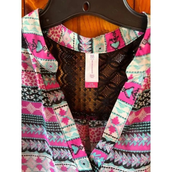 No Boundaries women's size L 11/13 Aztec print top - Picture 4 of 5